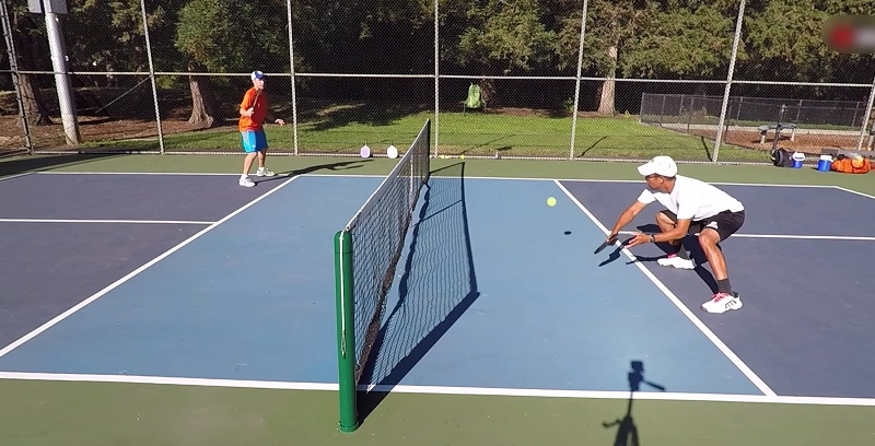 Qu'est-ce qu'un DINK au pickleball : Tout ce que vous devez savoir