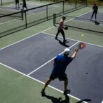 Découvrez les 10 secrets du jeu en équipe au Pickleball (Guide Complet)