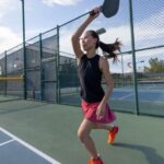 Maîtrisez votre jeu : Les secrets du service au pickleball (Guide complet)