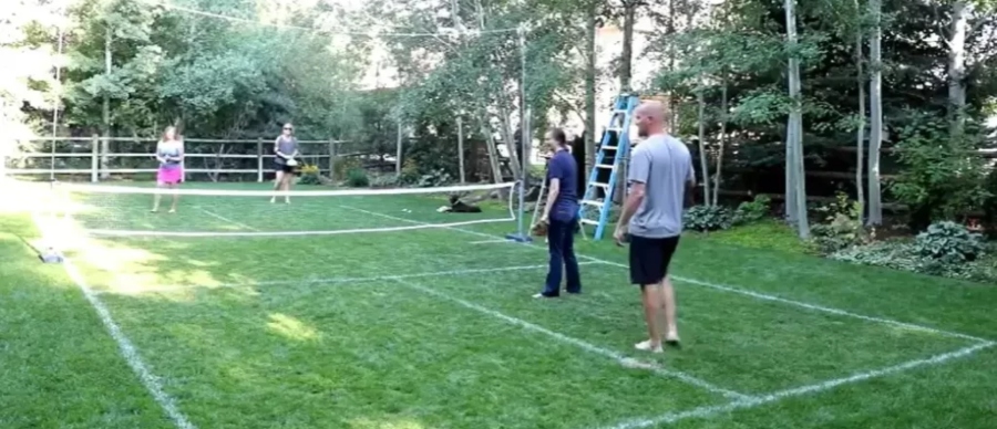 Le gazon synthétique - pour une touche de nature pour jouer au Pickleball