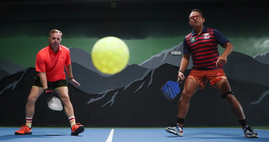 L'effet Spin au service au Pickleball