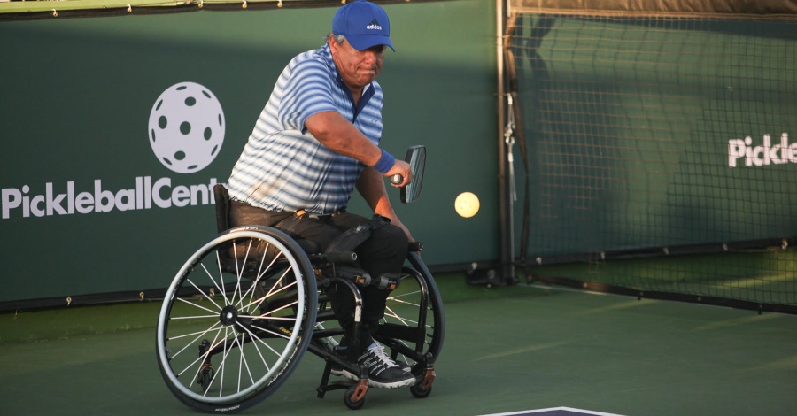 8. Comment le pickleball influence-t-il la conception des nouveaux espaces publics en France ?